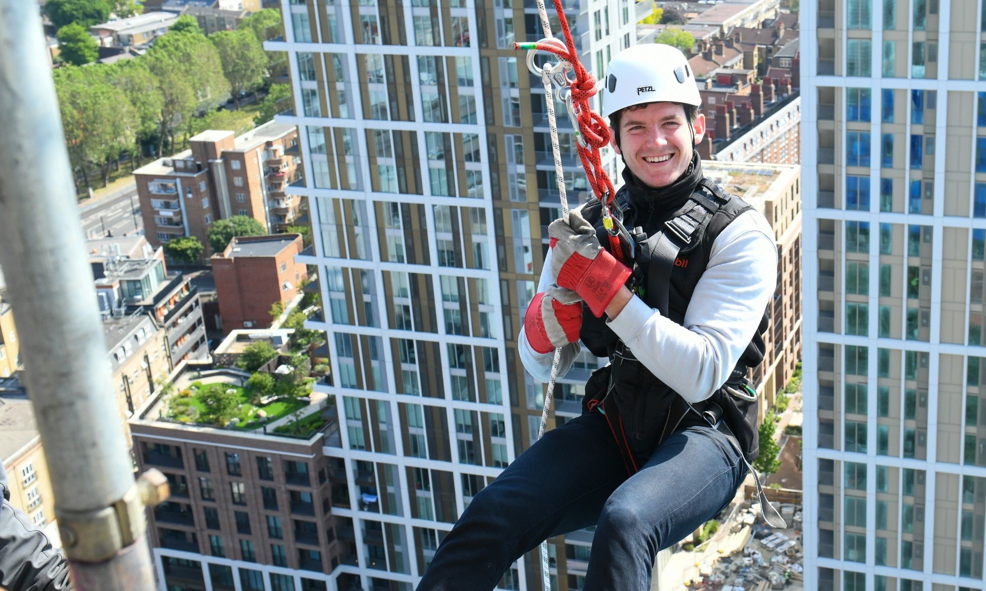 Abseil Ambit